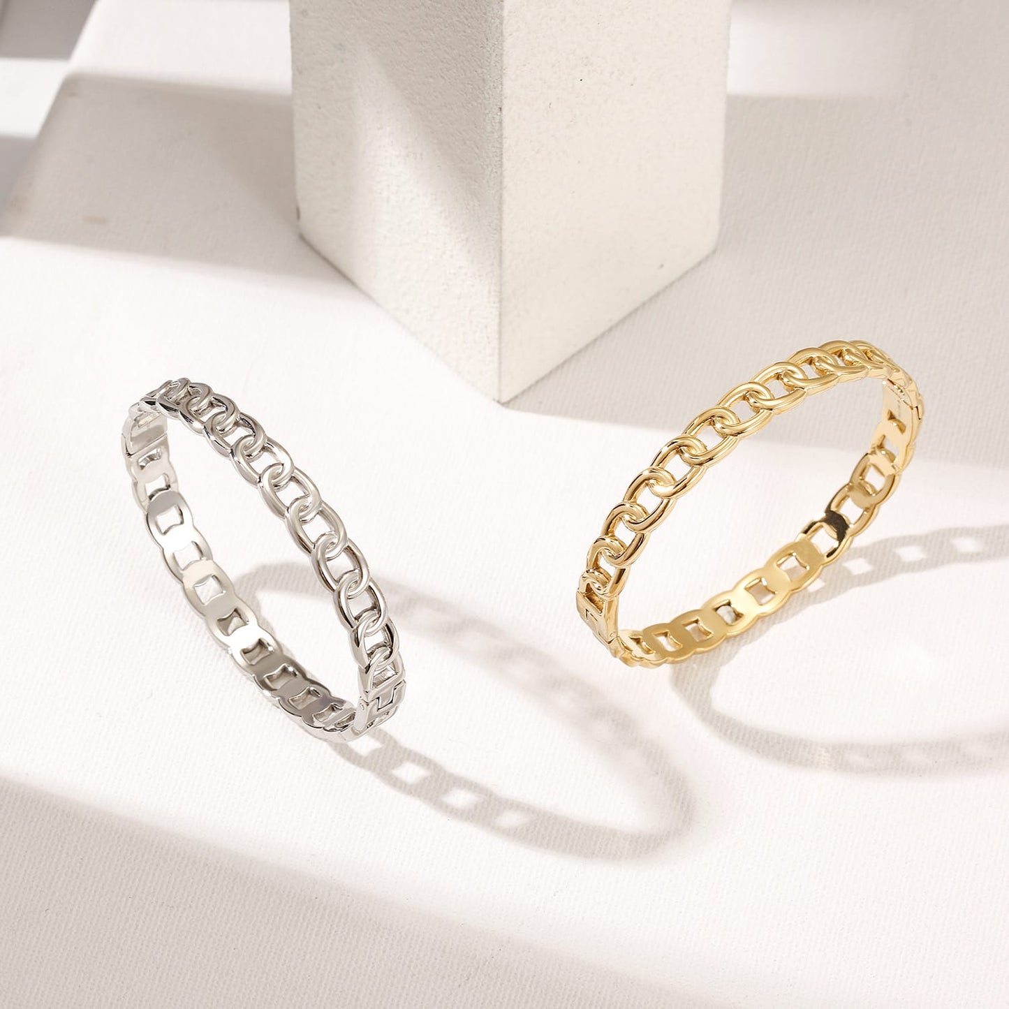 Divine Chain Bracelet | Kiiro Accessories