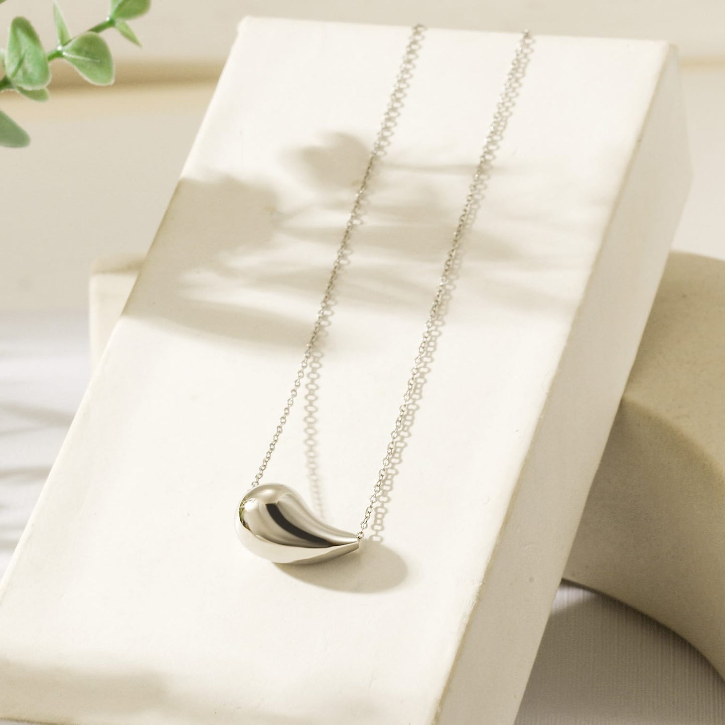 Drop Necklace